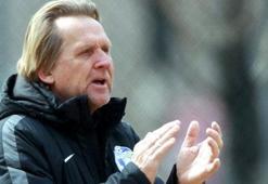 Schuster, Çin'e gitti