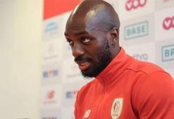 Standard Liege, Cavanda’yı alıyor