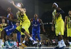 Fenerbahçe - Anadolu Efes: 77-69 İşte maçın özeti