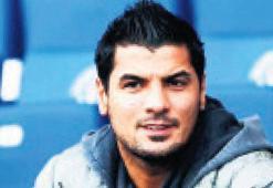 Fenerbahçeli eski futbolcu  Önder Turacı bıçaklandı