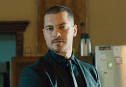 İçerde 4. yeni bölüm fragmanında Sarp tehlike altında! - İzle