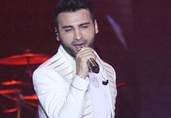 Emre Kaya'dan mini konser