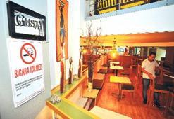 Sigara yasağını üç kez çiğneyene kapatma