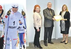 Engelliye kitap desteği