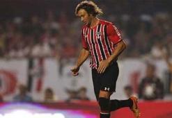 Lugano resmen Sao Paulo'da!