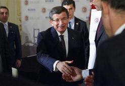 Davutoğlu yatırımcılarla 3 milyar dolarlık projeyi görüştü