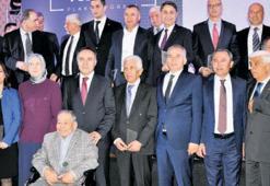 Denizli’nin 33 şirketine plaket