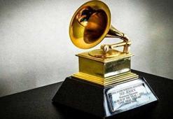 Grammy ödülleri 2018 sahiplerini buldu! Bruno Mars ödüle doymadı