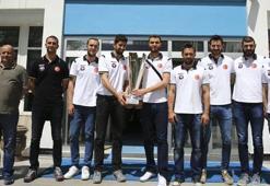 Şampiyon Halkbank medyayla buluştu