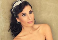 İrem Derici kimdir?