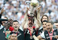 Beşiktaş şampiyonluğu balo ile kutlayacak