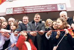 ‘FETÖ, bulunduğu ülkelerin  altına konulmuş dinamittir’