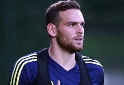 Fenerbahçe transferi yine son haftaya bıraktı