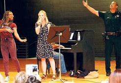 Kristen Bell çocuklara söyledi