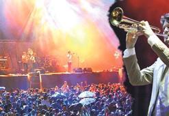 Sağanak altında Beirut!