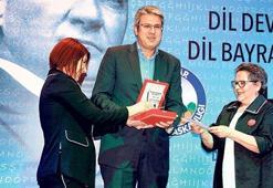 ‘Türkçe bizim ses bayrağımızdır’