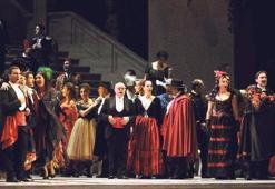 Karşınızda sinemasal ‘La Traviata’