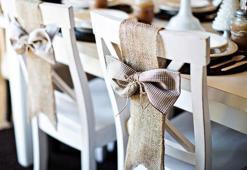 Yılbaşı Dekorasyonu:  “Sandalyele Süsleme”