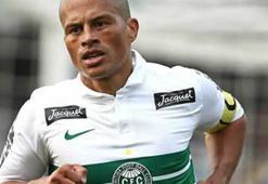 FIFA, Alex'i sevindirdi