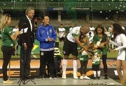 Alex kariyerindeki 1000. maçına çıktı!