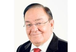 İyimaya yeni imajı ile  Meclis’in fenomeni oldu