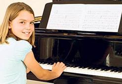 Matematik’e 3 milyon  piyanoya 24 başvuru