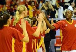 Aslan Whalen ile güldü