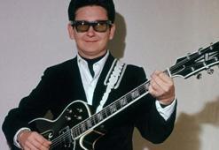 Hologram ile turneye çıkıyor