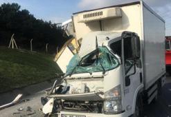 Son dakika... İstanbul'da trafiği kilitleyen kaza