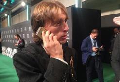 Modric'in kullandığı telefon sosyal medyayı salladı