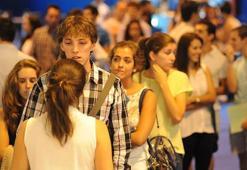 İspanya'da işsizlik 10 yıl sonra yüzde 15'in altına indi