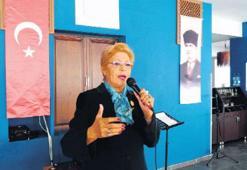 ‘Kadınlar siyasette daha etkili olmalı’