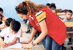 Biyonik kol ile okullu oldu