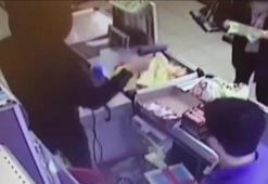 Her şey anbean kaydedildi! Oyuncak tabancayla...