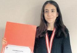 Madalya kazandı  ek puanı da kaptı