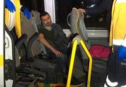 Bursa'da işçileri taşıyan minibüs devrildi: Çok sayıda yaralı var