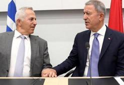 Son dakika | Bakan Akar, Yunanistan Savunma Bakanı ile görüştü