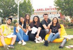 İstanbul Arel, öğrencilerini iş dünyasına hazırlıyor