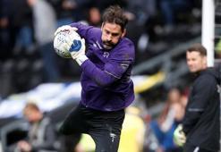 Manchester City, Carson ile anlaştı