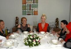 Seda Sayan ile Yemekteyiz'in bu haftaki yarışmacıları kimler? (26-30 Ağustos haftası)