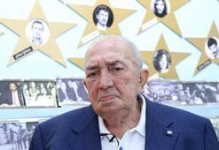 'Siyah beyaz filmleri izleyip hüngür hüngür ağlıyorum'