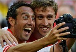 Nacho Monreal ve Cazorla’nın müthiş oyunu.
