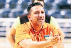 Merkezefendi basketbolda iddialı