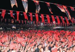 10 bin Aydınlı tek yürek oldu