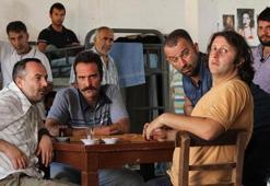 Çakallarla Dans 2 filmi konusu ve başrol oyuncuları