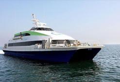 Marmara'da deniz ulaşımına fırtına engeli! Seferler iptal edildi