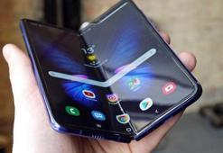 Katlanabilir Galaxy Fold ne kadar dayanıklı? Canlı yayın testi için buraya!