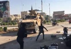 ABD askerlerini taşladılar!