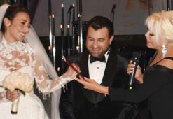 Evlilik cüzdanını Ajda Pekkan verdi