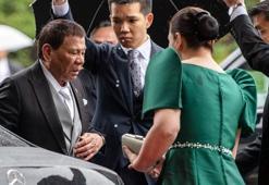 Filipinler lideri Duterte Japonya gezisini yarıda kesti